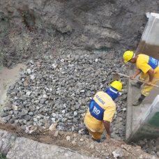 Obra de drenagem da Av. Paulo Afonso