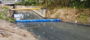 Ecobarreira no Rio Pavuninha