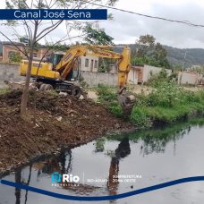 Limpeza Canal José Sena